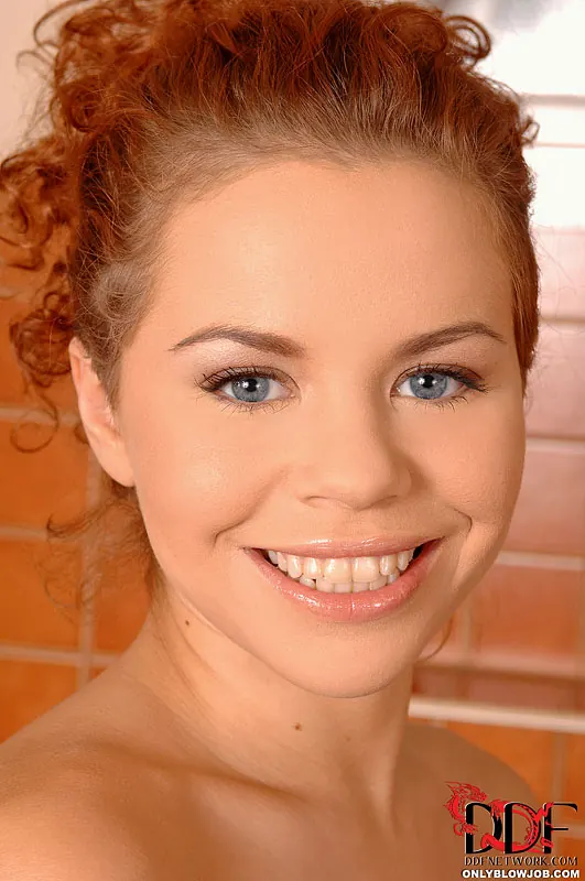 DDF 'Strawberry and chocolate swirl!' starring Sunny (Photo 1)