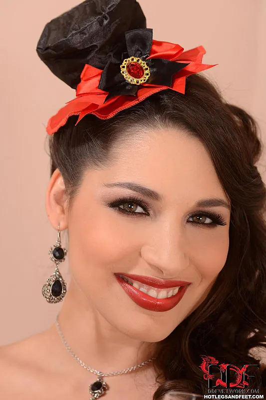 DDF 'Cutie on the Carpet' starring Zafira (Photo 1)