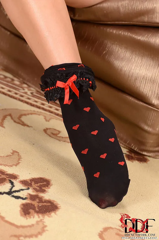 DDF 'Cutie on the Carpet' starring Zafira (Photo 8)