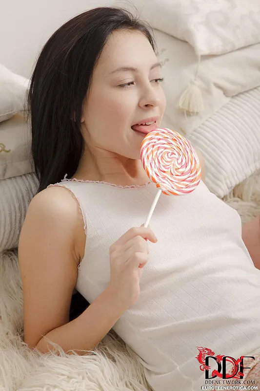 DDF 'Teen Temptations' starring Sandra Luberc (Photo 1)