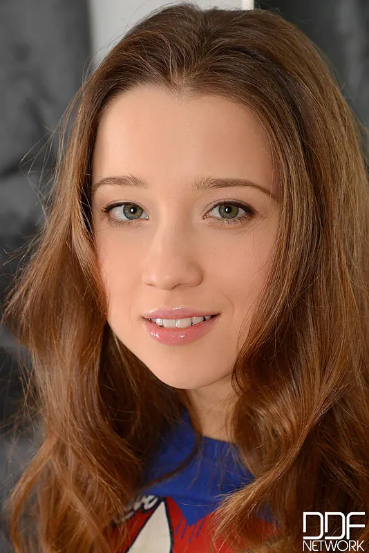 DDF 'Great Girlish Enthusiasm' starring Taissa Shanti (Photo 1)