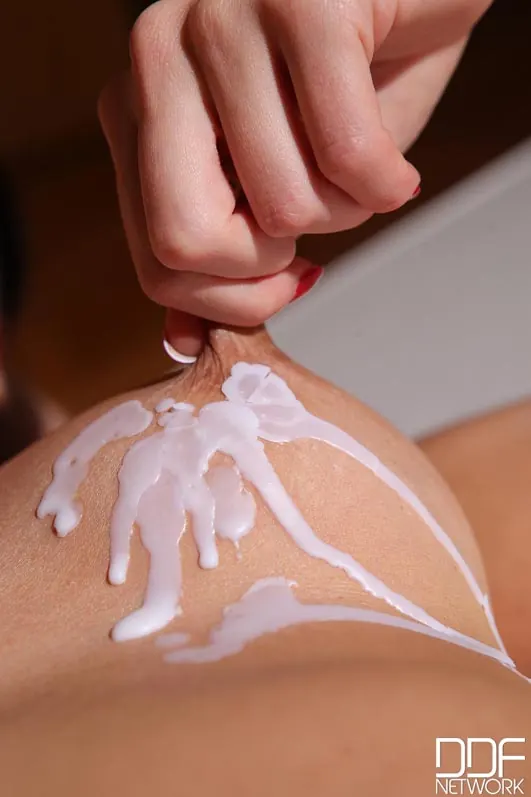 DDF 'The Cruel Hand Goes Deep' starring Amarna Miller (Photo 7)