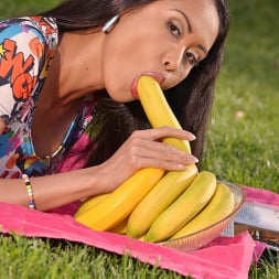 Danika in 'DDF' Undercover Banana (Thumbnail 4)